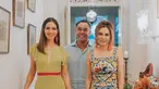 Inilah potret Nia Ramadhani tampil stylish bareng emak-emak di sebuah hajatan. Ibu tiga anak ini sukses mencuri perhatian berkat penampilannya bak sosialita. Semuanya berkat dress panjang yang dikenakannya. (Liputan6.com/IG/@niaramadhaniabakrie)