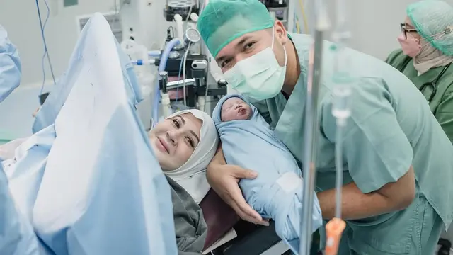 Potret Cantik Natural Kesha Ratuliu Melahirkan Anak Ketiga, Bulu Mata Extension Bikin Tampil Stunning