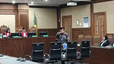 Alasan Eks Menag Yaqut Minum Anti Nyeri di Persidangan