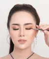 Riasan wajah untuk membuat mata lelah tampak lebih segar dan cerah. (Foto: jcomp/Freepik)