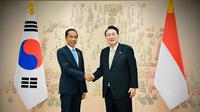 Presiden Jokowi bertemu Presiden Korea Selatan Yoon Suk-yeol di Kantor Kepresidenan Yongsan, Seoul, Kamis (28/7/2022). (Biro Pers/Setpres)