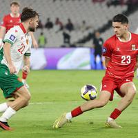 Justin Hubner Enggan Berkomentar Banyak Mengenai Polemik Paspor di Liga Belanda