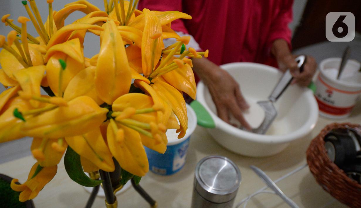 FOTO: Ragam Kreasi Bunga dari Sabun Batangan - Lifestyle ...