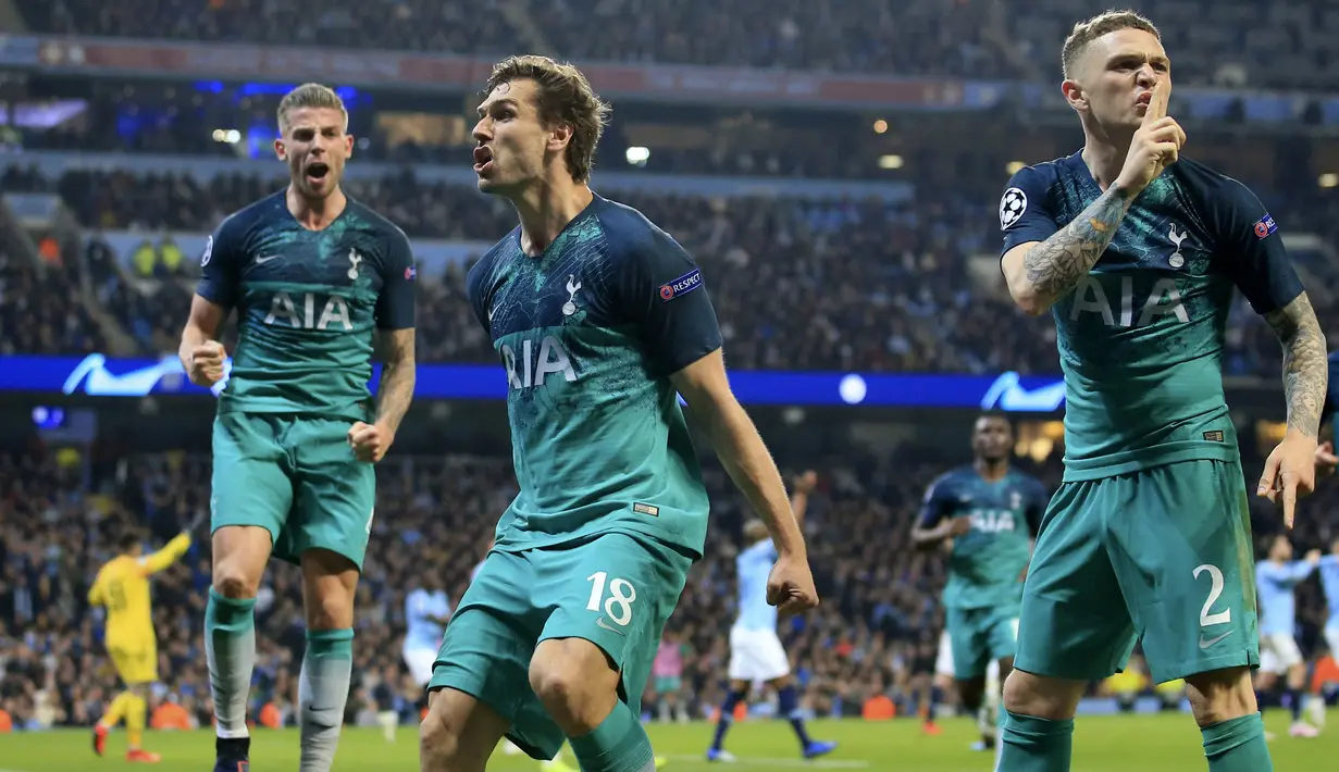 4. Tottenham Hotspur (Wembley Stadium/Tottenham Hotspur Stadium) – 54.216 penonton. (AP/Jon Super)