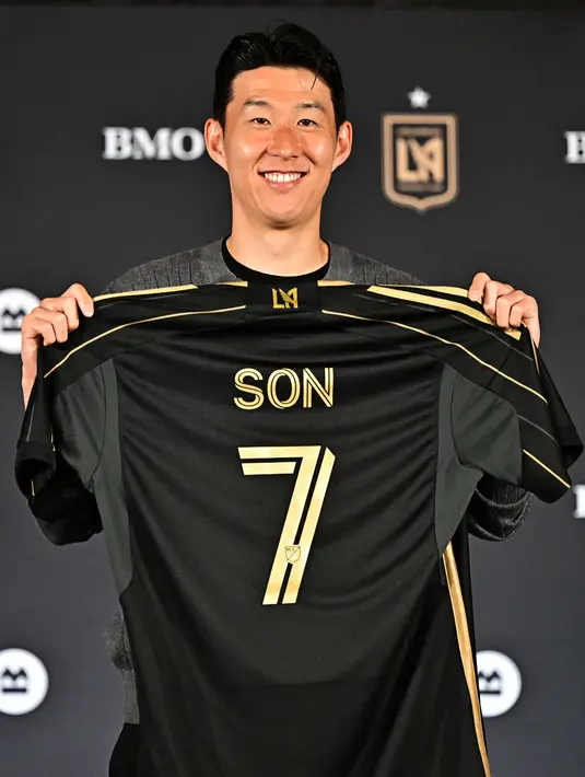 Diketahui, LAFC menebus Son Heung-min dengan biaya transfer mencapai 26 juta dolar AS (sekitar 18,7 juta pounds). (Frederic J. Brown/AFP)