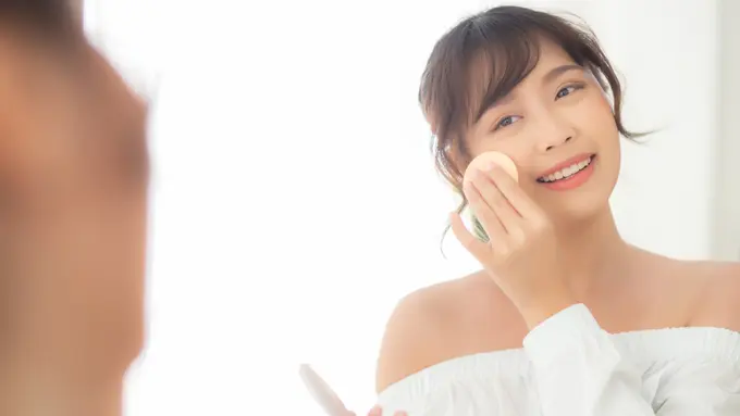 Wajib Tau! Ini Tips Makeup Sesuai Tingkatan Umur