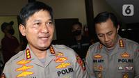 Kadiv Humas Polda Metro Jaya Kombes Pol E Zulpan saat menyampaikan keterangan saat jumpa pers terkait kasus kekerasan dalam rumah tangga (KDRT) yang dilakukan oleh artis Rizky Billar di Polres Metro Jakarta Selatan, Rabu (12/10/2022). Polres Metro Jakarta Selatan resmi menaikkan status Rizky Billar dari saksi menjadi tersangka dalam kasus KDRT yang dilakukan terhadap Lesti Kejora. (Liputan6.com/Herman Zakharia)