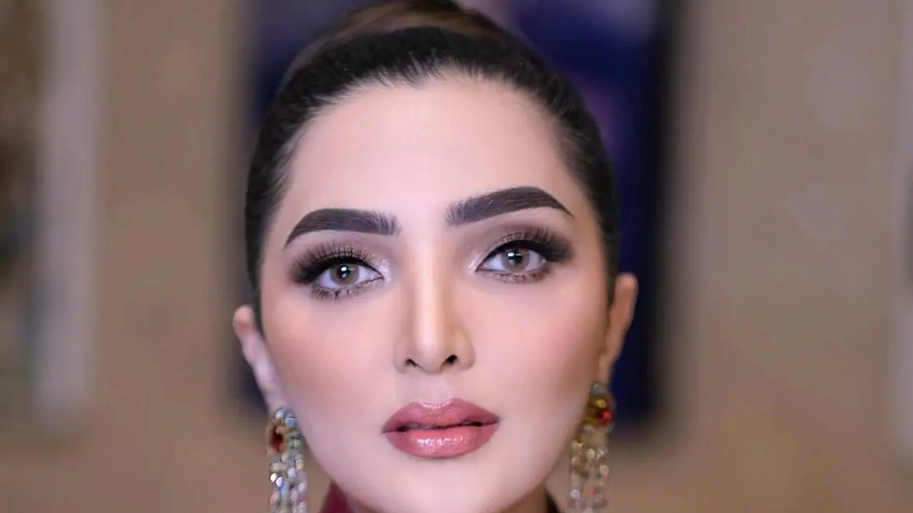 Deretan 8 Artis Cantik Indonesia yang Punya Keturunan Bule, Ada Sandra Dewi hingga Ashanty