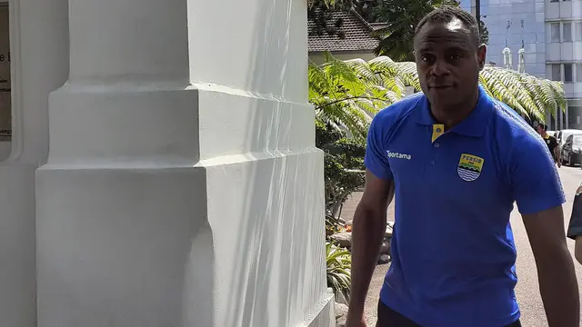 Victor Igbonefo