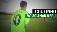 Philippe Coutinho dan Georginio Wijnaldum dapat tantangan ketika menghadapi 30 pemain U-9 Liverpool.