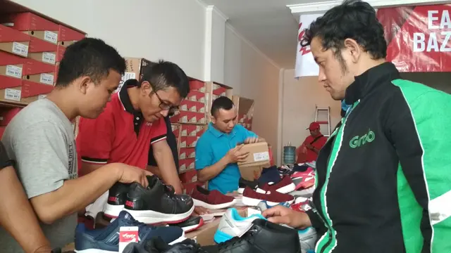 Saat Grab Cirebon Manjakan Mitra Dengan Sepatu