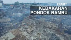 Puluhan Bangunan semi permanen di Pondok Bambu Jakarta Timur Hangus terbakar. Kebakaran Diduga akibat ledakan kompor di sebuah rumah kontrakan