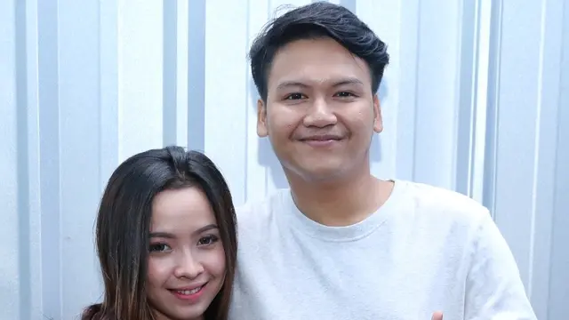 [Bintang] Ilham Smash dan Istri