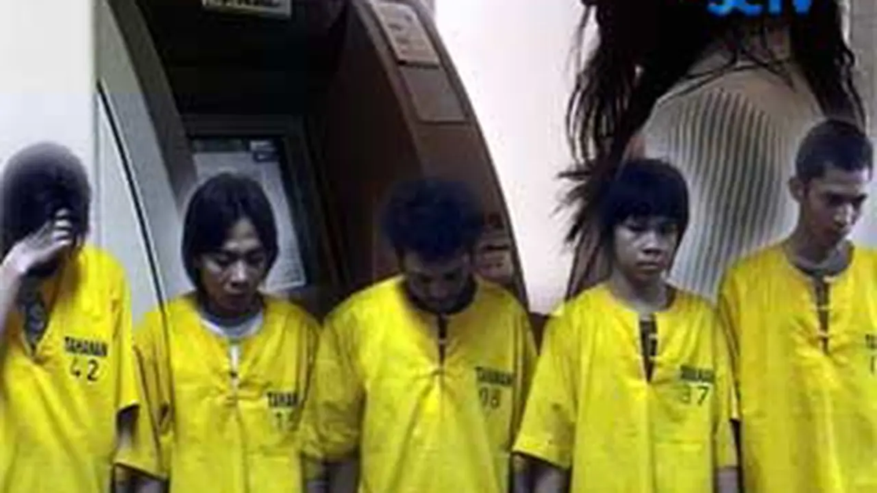 100120cbobol_atm2.jpg