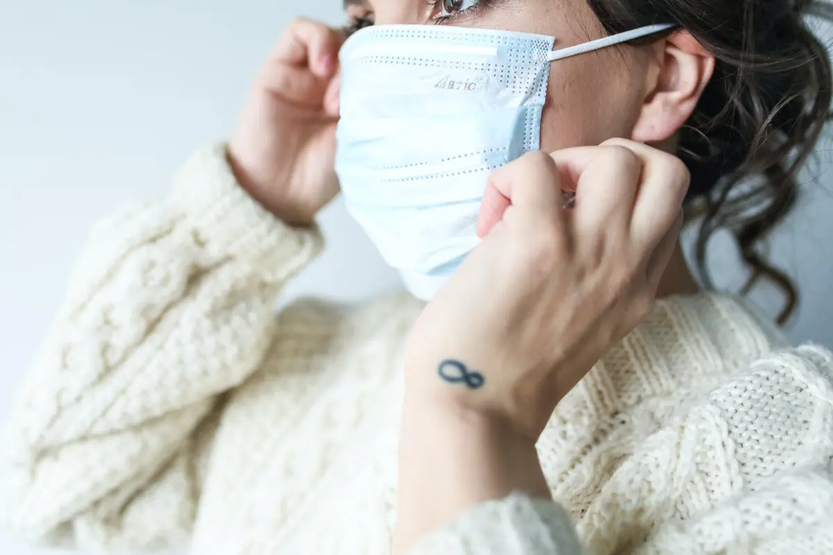 4 Cara Mengecek Keaslian Masker Medis Berdasarkan Rekomendasi WHO