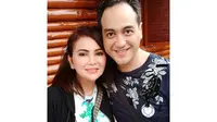 Istri Kena Stroke, Ini 6 Potret Setia Ferry Irawan Bersama Anggi Novita (sumber: Instagram.com/ferryirawanofficial)