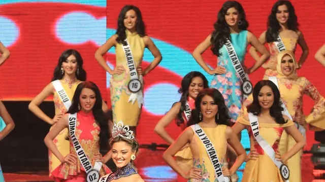 [Bintang] Miss universe bersama para finalis puteri indonesia 2018