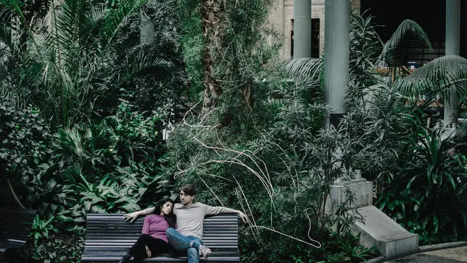 Pasangan Lebih Senang Main dengan Teman, Begini Atasinya!