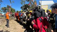 Sebanyak 2.557 pendaki tercatat menuju Gunung Bawakaraeng, Kabupaten Gowa, Sulawesi Selatan, untuk memperingati HUT ke-81 Republik Indonesia.