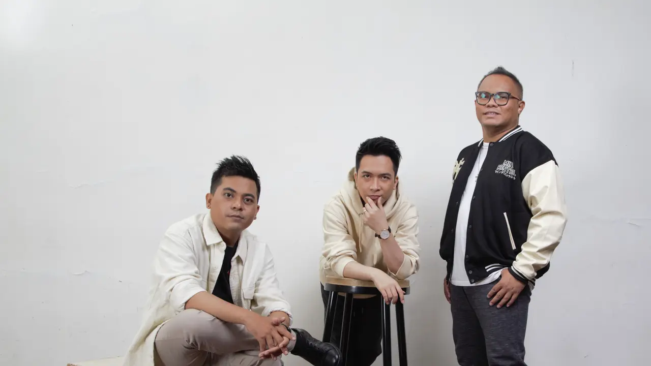 Badai Romantic Project kembali dengan lagu terbaru berjudul Aku Yang Hancur Aku Yang Mengalah
