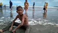 Terlena Panorama Pantai Suak Timah