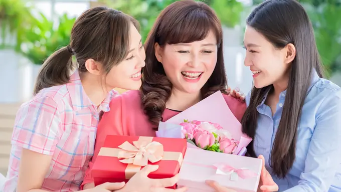 cinta ibu dan tiri kandung