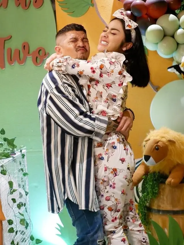 Umumkan Cerai, Ini 7 Potret Selvi Kitty dan Rangga Ilham yang Kini Jadi Kenangan