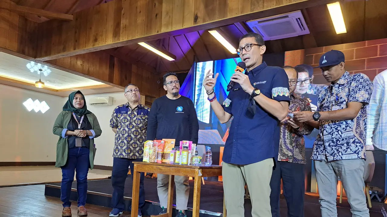Menteri Pariwisata dan Ekonomi Kreatif Sandiaga Uno