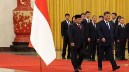 Presiden Prabowo Subianto menjadikan China sebagai yang pertama dikunjungi dalam lawatannya ke sejumlah negara usai dilantik sebagai presiden pada 20 Oktober 2024. (FLORENCE LO/POOL/AFP)