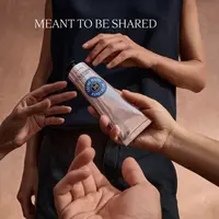 Selama lebih dari setengah abad, L’Occitane en Provence telah merajut hubungan bermakna, antara manusia dengan alam, antar generasi, hingga antar perempuan di berbagai belahan dunia. [Dok/L’Occitane en Provence]