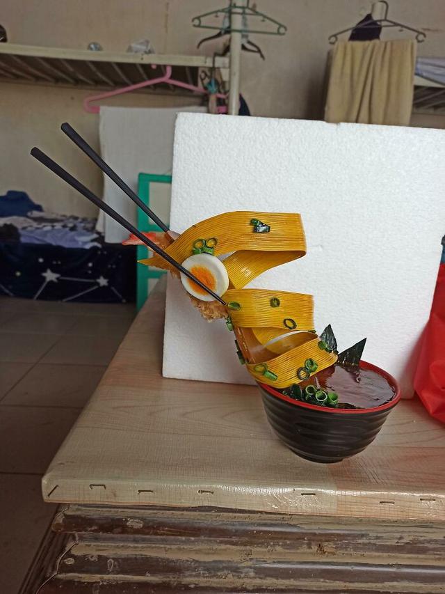 Enggak Habis Pikir, 10 Potret Desain High Heels Ini Nyeleneh Banget