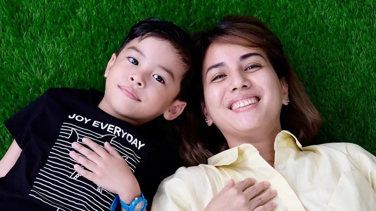 Tya Ariestya dan Kanaka