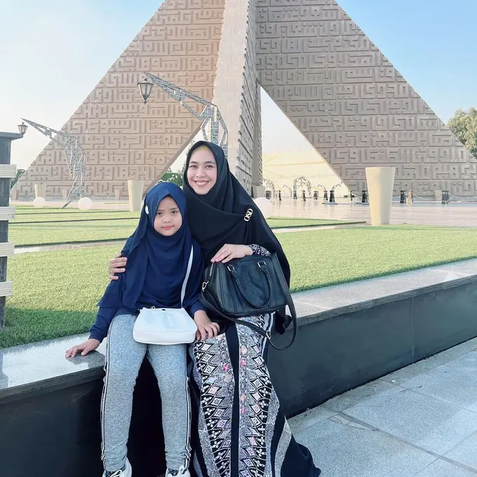 [Fimela] Maryam anak Oki Setiana Dewi