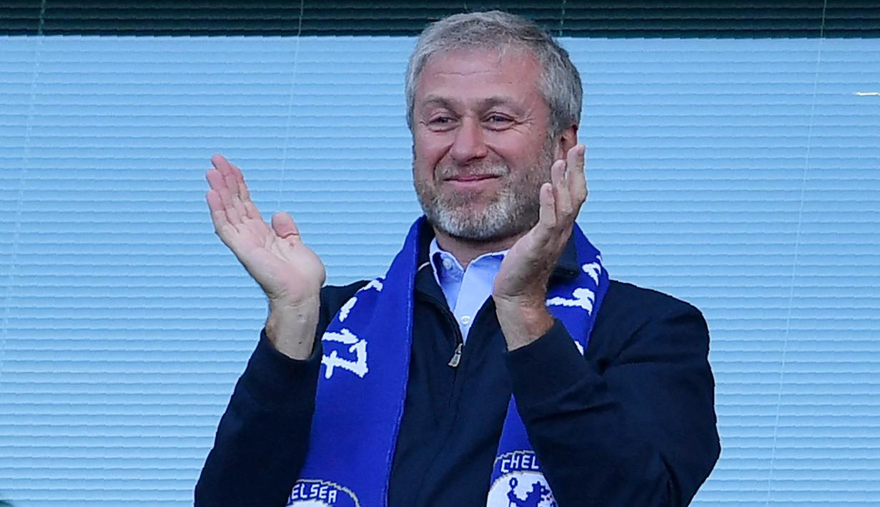 Gelar Piala Liga Inggris musim 2005 menjadi trofi pertama Chelsea di bawah kepemimpinan Roman Abramovich. Mereka menyabet tiga Piala Liga Inggris pada tahun 2005, 2007 dan 2015. (AFP/Ben Stansall)