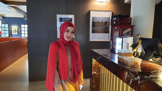 Terry Putri.
