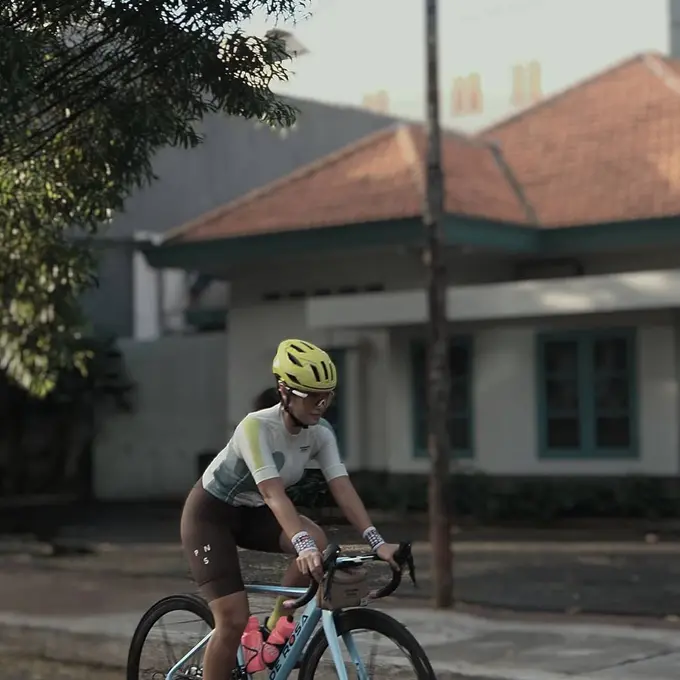 Rahasia Potret Epik Dian Sastro Saat Couple Riding, Percaya Nggak Kalau Cuma Pakai Smartphone?