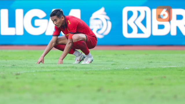 Foto: Tekel Horor Rizky Ridho yang Membuat Beckham Putra Terkapar