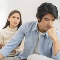Ilustrasi pasangan cemburu/copyrightshutterstock/Kmpzzz