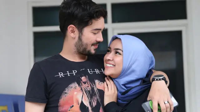 [Bintang] Donny Michael - Aryani Fitriana