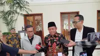 Ketua DPRD DKI Jakarta, Khoirudin usai bertemu dengan Pramono di salah satu hotel kawasan Kebayoran Baru, Jakarta Selatan pada Rabu (18/12/2024). (Liputan6.com/Ady Anugharadi)