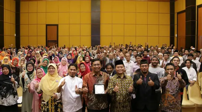 Hidayat Nur Wahid Melakukan Sosialisasi Empat Pilar MPR RI di Kota Bandung, Jawa Barat, Minggu (4/12/2018)