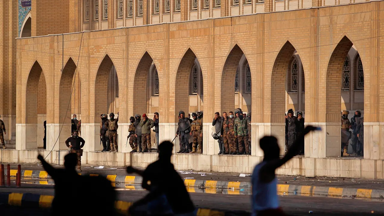 Kian Membara, 27 Demonstran Irak Ditembak Mati dalam Sehari