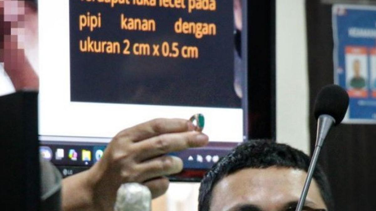 Cincin Akik Hijau di Sidang Kematian Brigadir Nurhadi