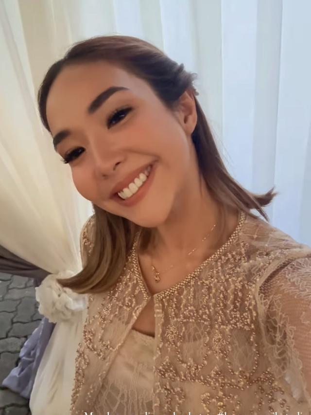 Penampilan Gisella Anastasia di Pernikahan Jessica Mila dan Yakup Hasibuan