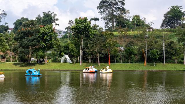 Taman Lembah Dewata.