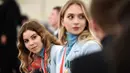 <p>Figur skater Rusia Anastasia Mishina menghadiri pertemuan Presiden Rusia Vladimir Putin dengan atlet Rusia pemenang medali Olimpiade Musim Dingin Beijing 2022 dan anggota tim Paralimpiade negara itu di Kremlin di Moskow (26/4/2022). (AFP/NATALIA KOLESNIKOVA)</p>