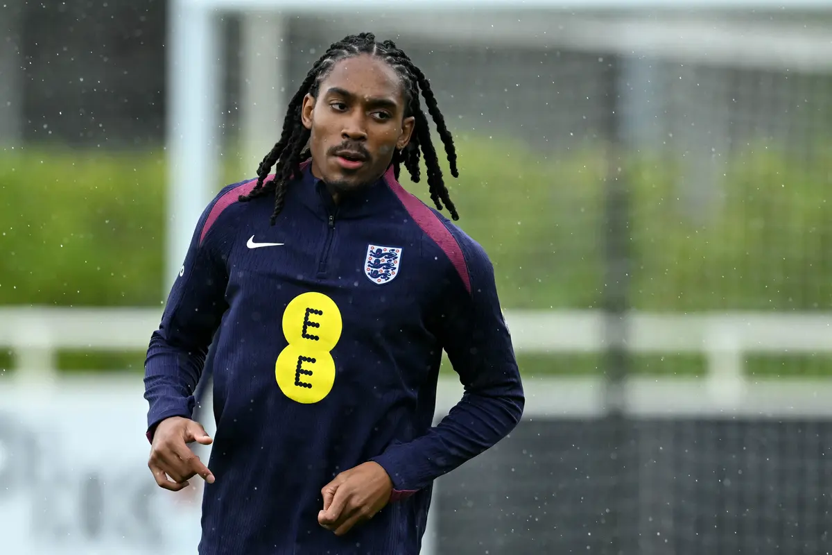 Bek Tottenham Hotspur, Djed Spence, dipanggil Timnas Inggris untuk Kualifikasi Piala Dunia 2026.