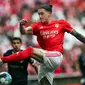 Striker Benfica Darwin Nunez dikabarkan telah menyetujui persyaratan pribadi dengan Liverpool pada bursa transfer musim panas 2022. (foto: CARLOS COSTA / AFP)