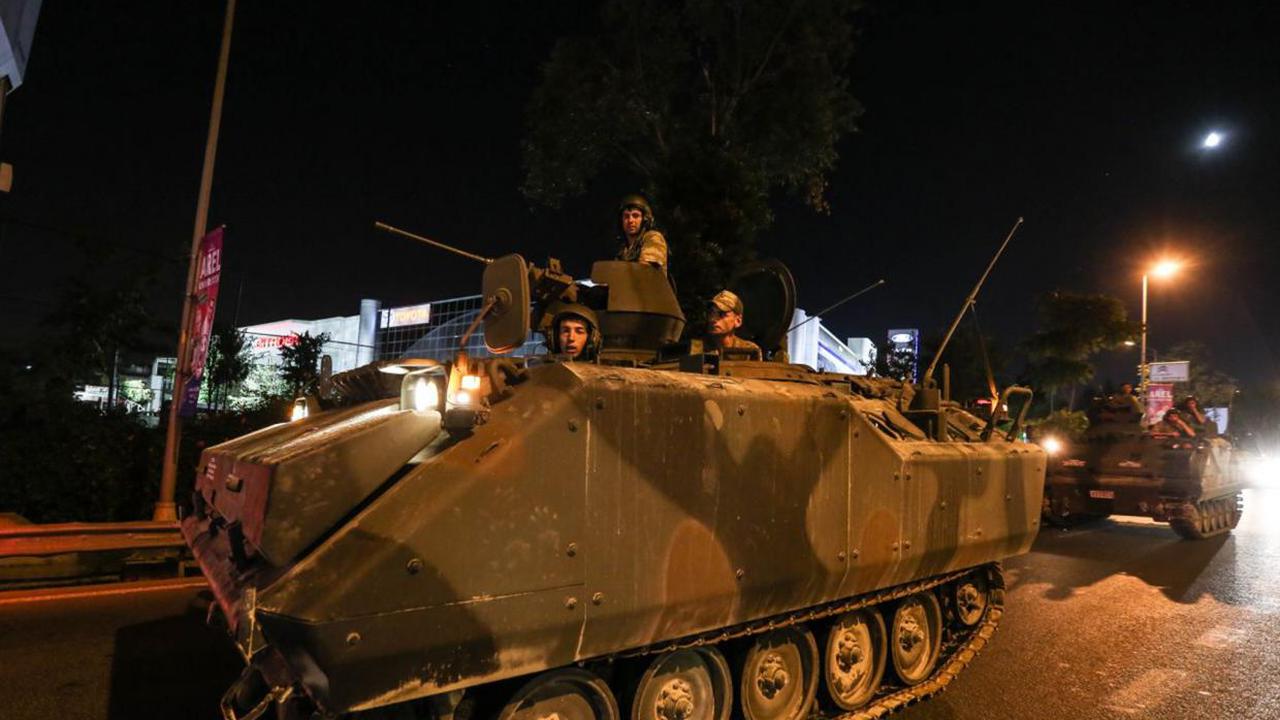Militer Turki melakukan kudeta terhadap Presiden Recep Tayyip Erdogan