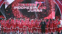 Timnas Indonesia U-16 memenuhi undangan dari EMTEK pada kegiatan Konser 17an Indonesia Juara, Rabu (17/8/2022). Undangan tersebut diberikan sebagai bentuk perayaan gelar juara Piala AFF U-16 2022. (Bola.com/Abdul Aziz)